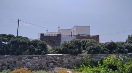 ΔΙΩΡΟΦΕΣ_ΚΑΤΟΙΚΙΕΣ_ΜΕ_ΥΠΟΓΕΙΑ_ΝΑΟΥΣΑ